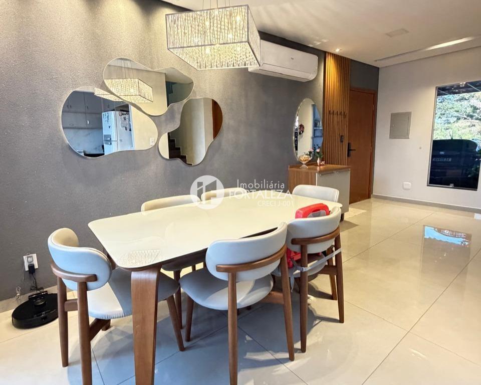 Casa Residencial à venda no Residencial Village Petrópolis: 