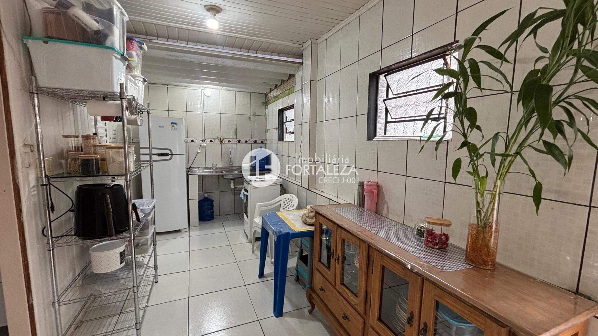 Casa Residencial à venda no Conjunto Oscar Passos: 