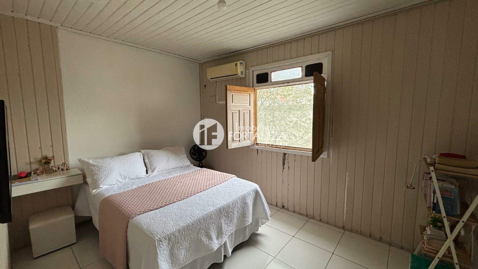 Casa Residencial à venda no Conjunto Oscar Passos: 