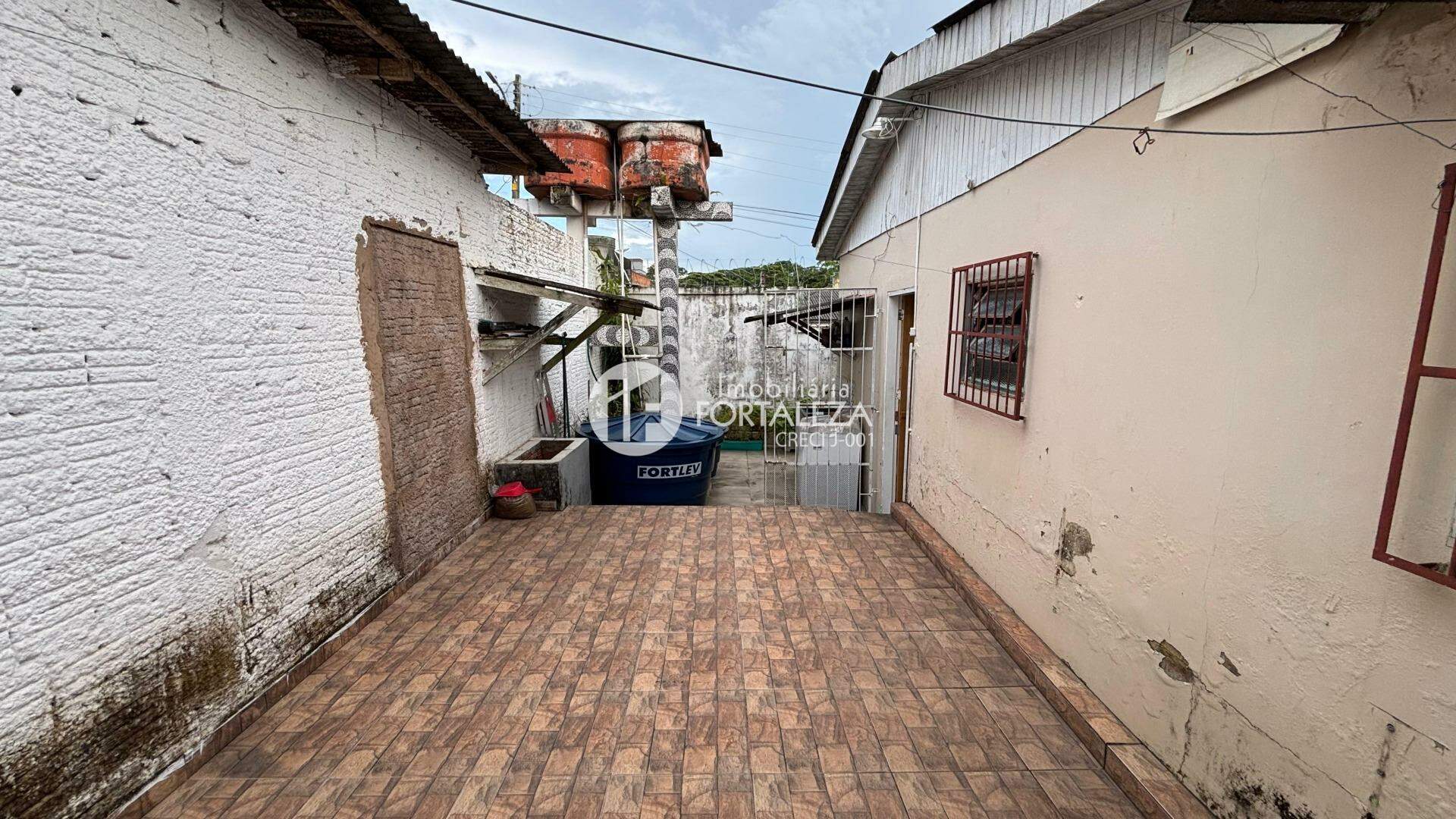 Casa Residencial à venda no Conjunto Oscar Passos: 