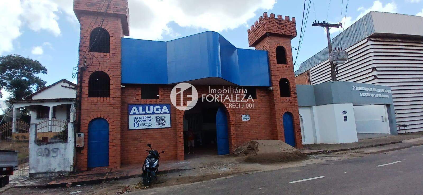 Prédio para aluguel no Bosque: 