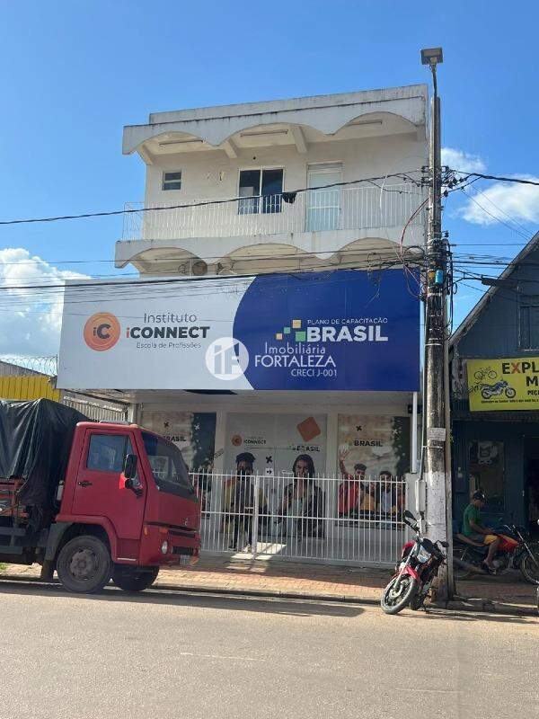 Prédio para aluguel no Centro: 