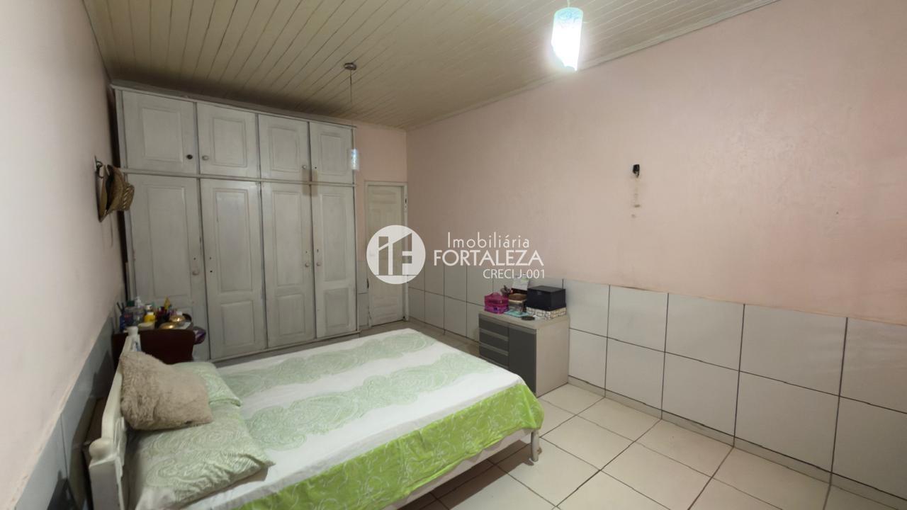 Casa Residencial à venda no Bosque: 