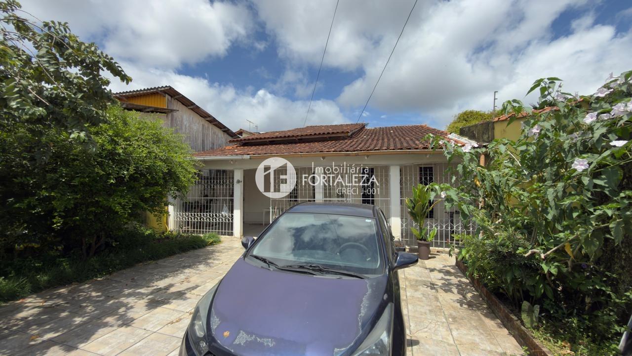 Casa Residencial à venda no Bosque: 