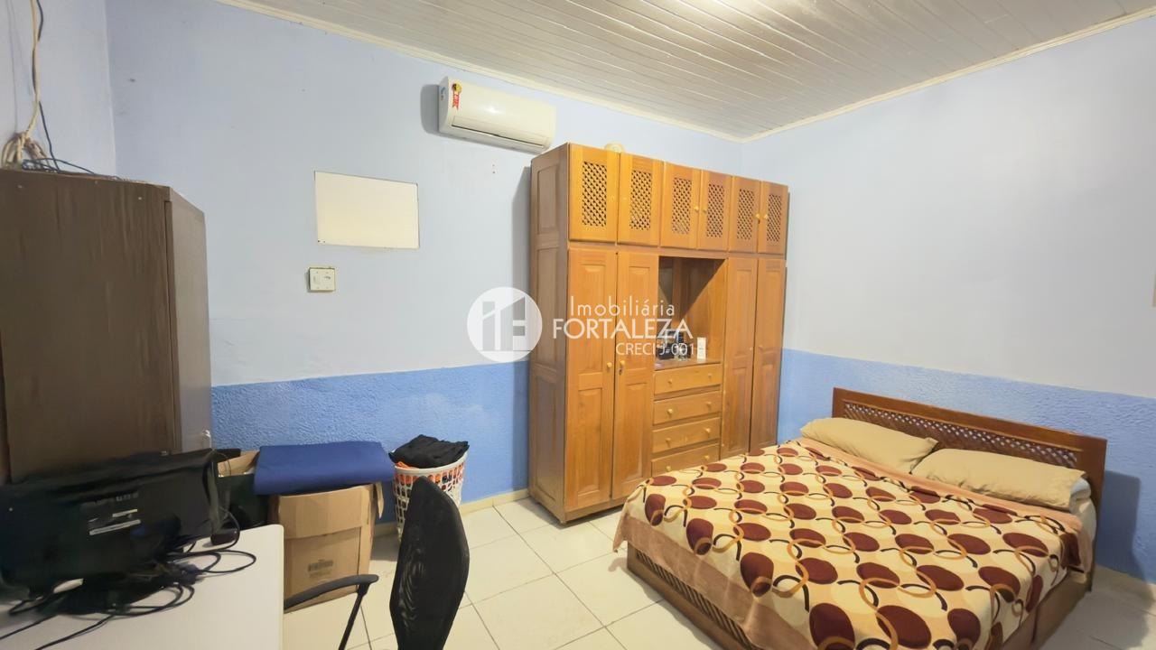 Casa Residencial à venda no Bosque: 