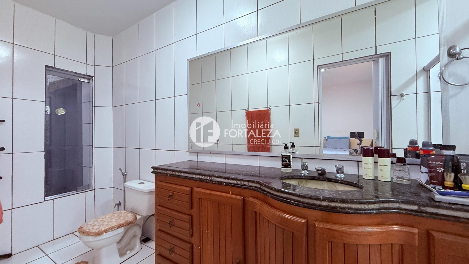 Casa Residencial à venda no Baixa da Colina: 