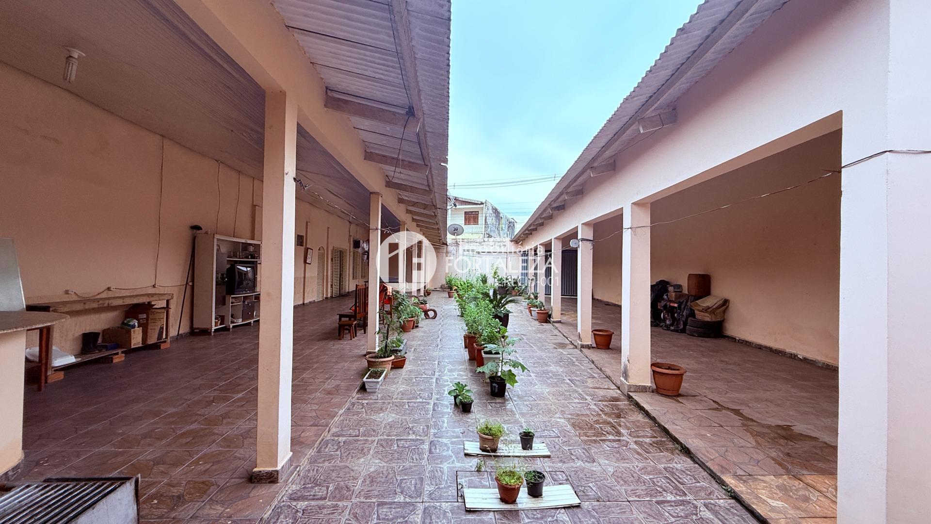 Casa Residencial à venda no Baixa da Colina: 