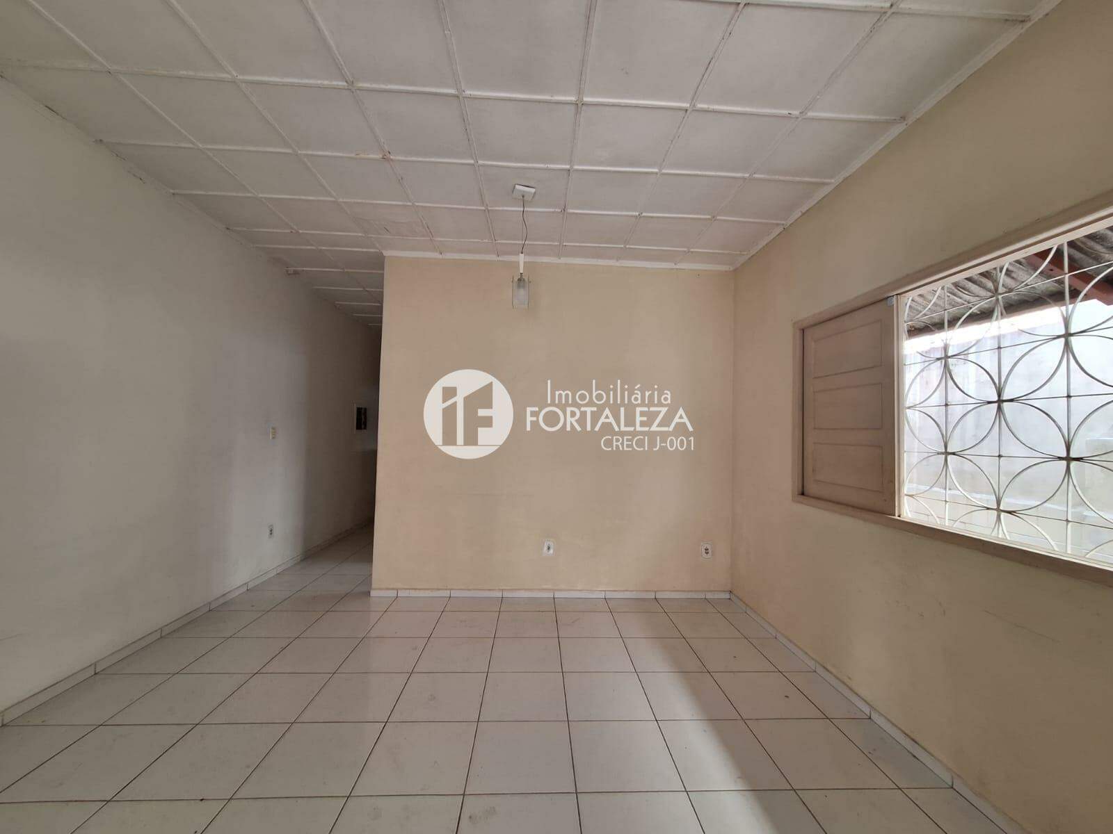 Casa Comercial para aluguel no Bosque: 