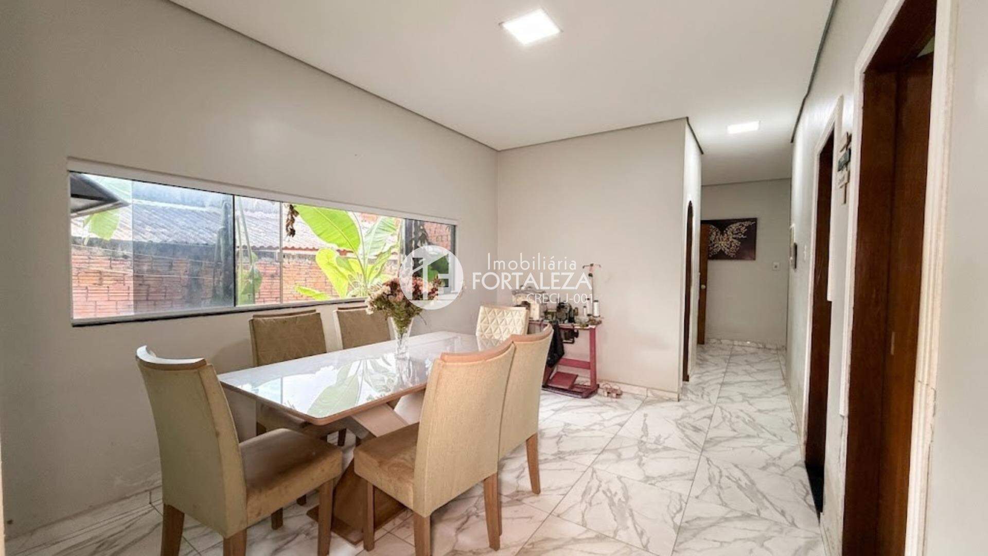 Casa à venda no Conjunto Ouricurí: 