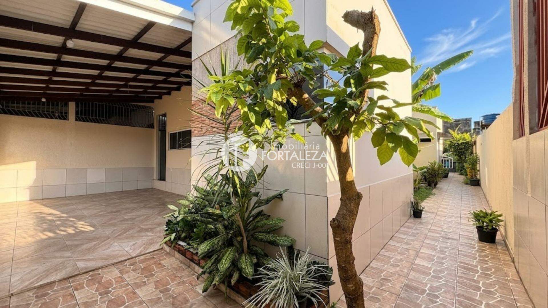 Casa à venda no Conjunto Ouricurí: 