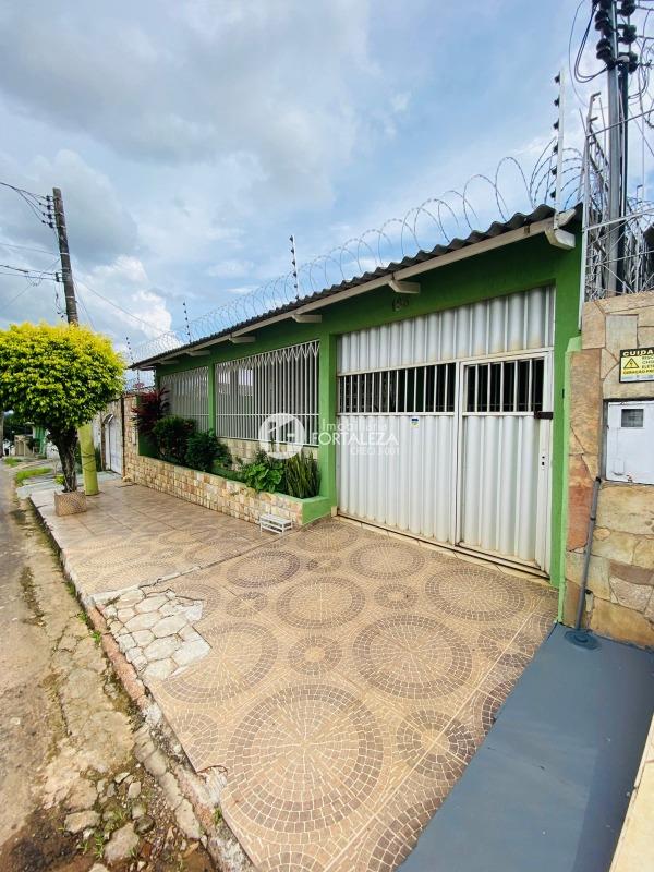 Casa à venda no Conjunto Castelo Branco: 