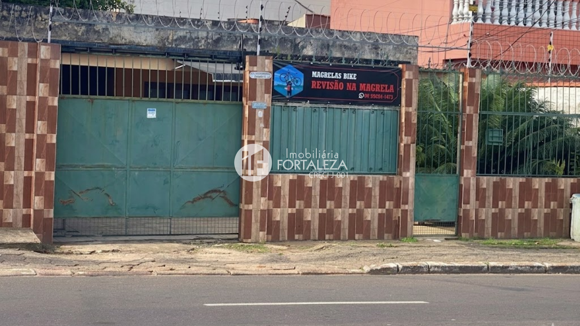 Casa à venda no Abraão Alab: 