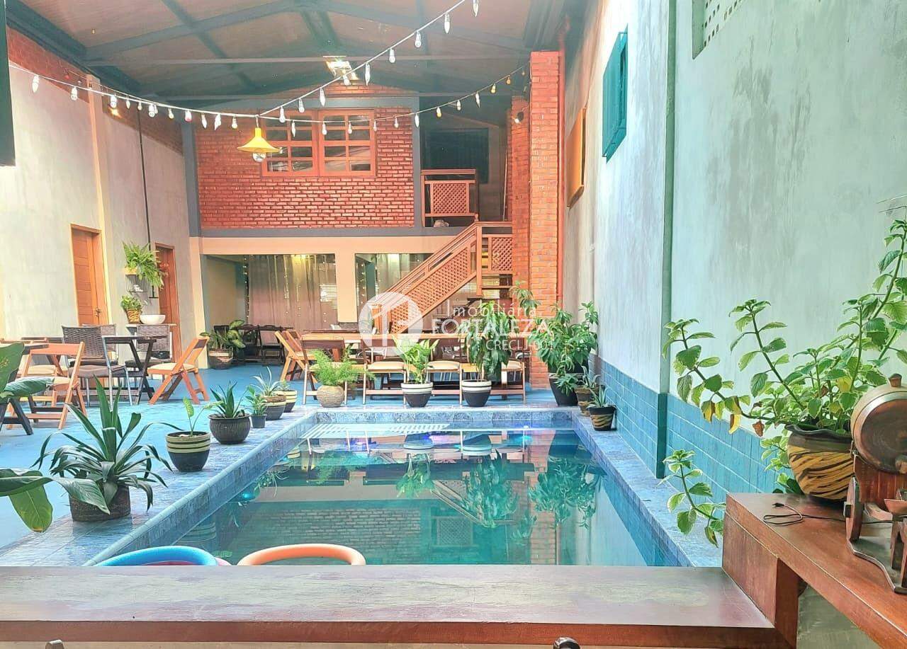 Casa Comercial à venda no Dom Giocondo: 