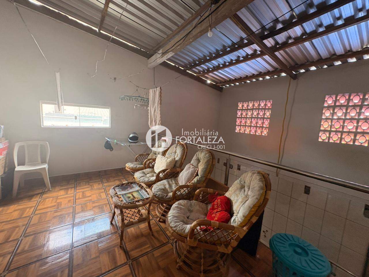 Casa Comercial à venda no Ivete Vargas: 