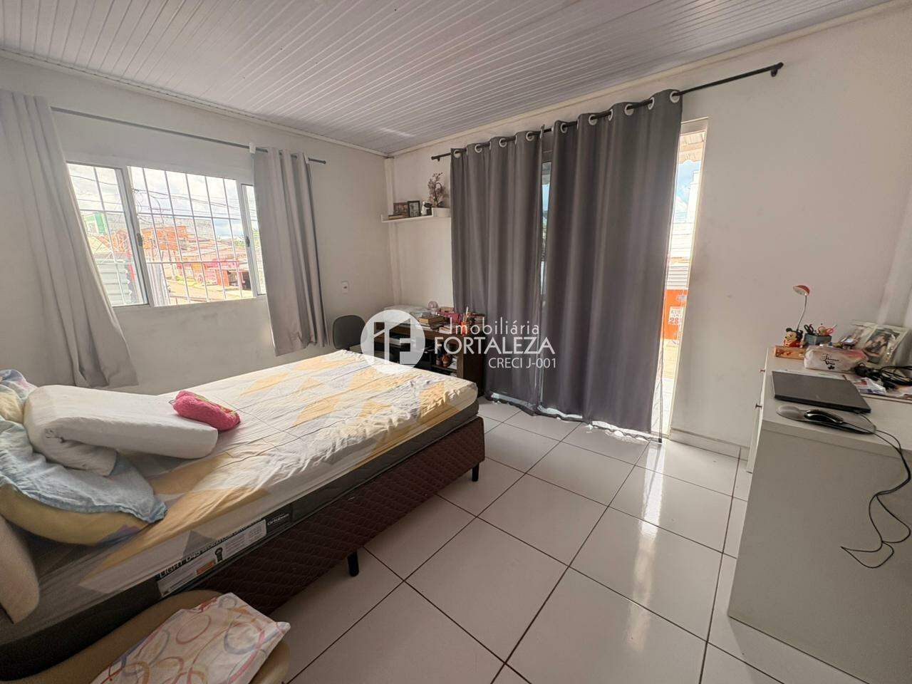 Casa Comercial à venda no Ivete Vargas: 