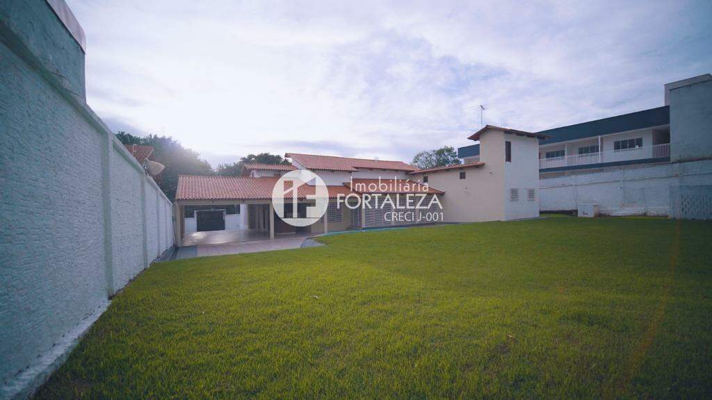 Casa Comercial para aluguel no Loteamento dos Engenheiros: 