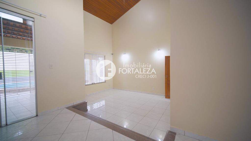 Casa Comercial para aluguel no Loteamento dos Engenheiros: 