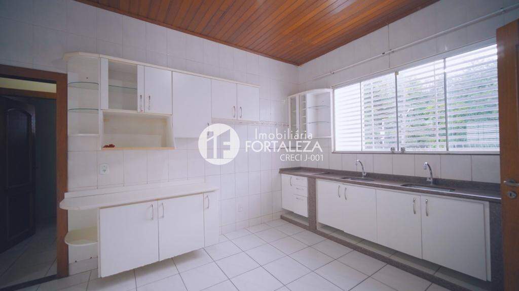 Casa Comercial para aluguel no Loteamento dos Engenheiros: 