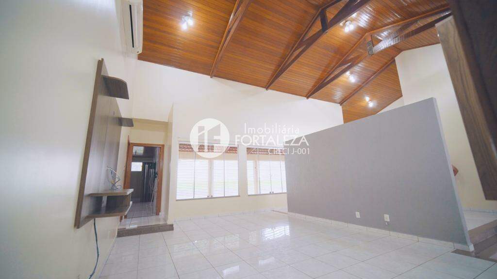Casa Comercial para aluguel no Loteamento dos Engenheiros: 
