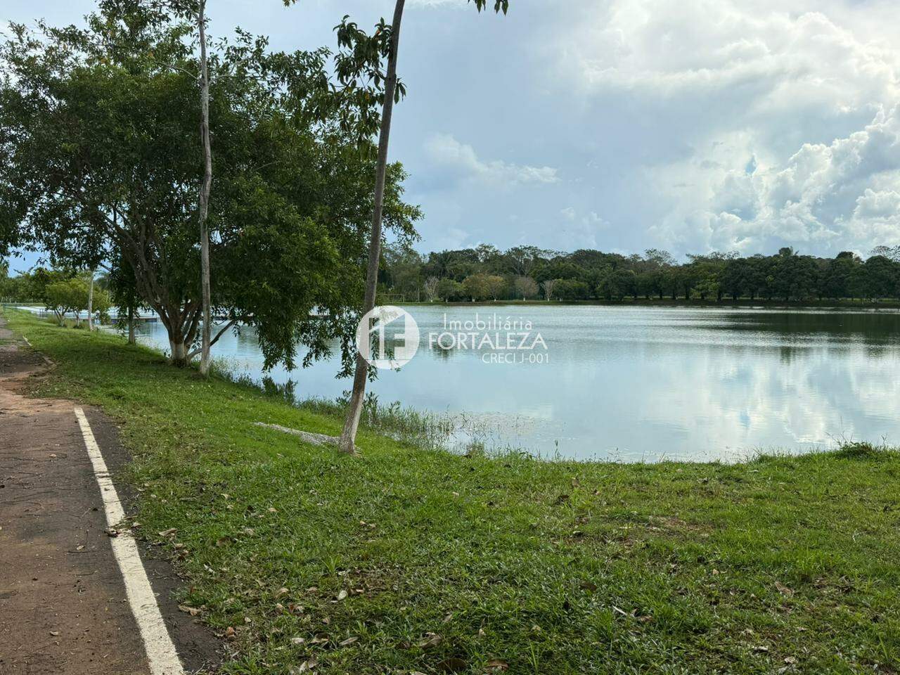 Lote em Condomínio à venda no Conjunto Jardim Universitário: 