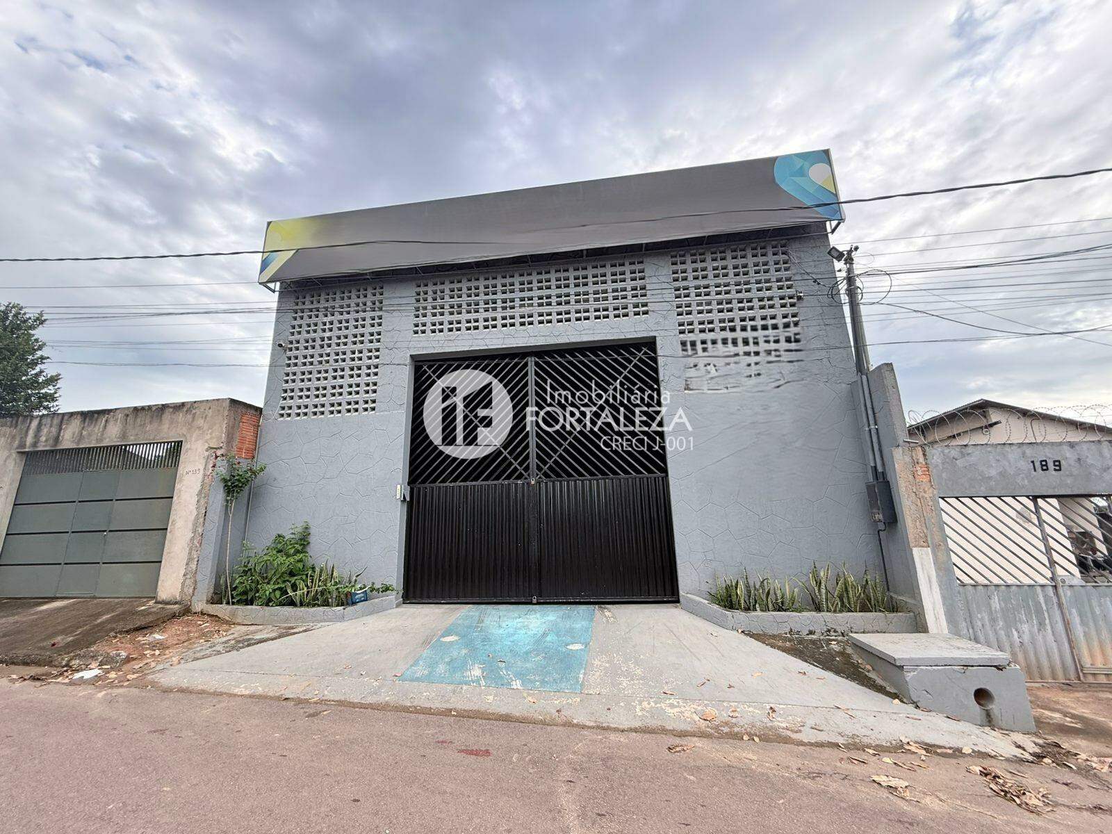 Galpão para aluguel no Nova Esperança: 
