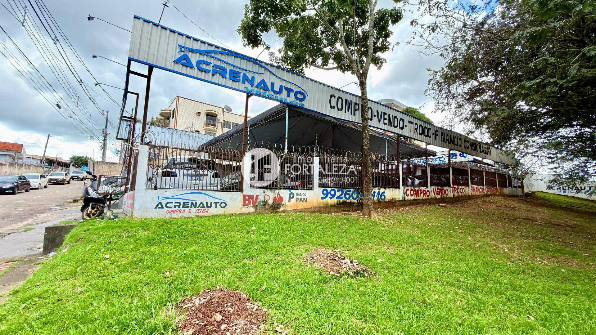 Área Comercial à venda no Bosque: 