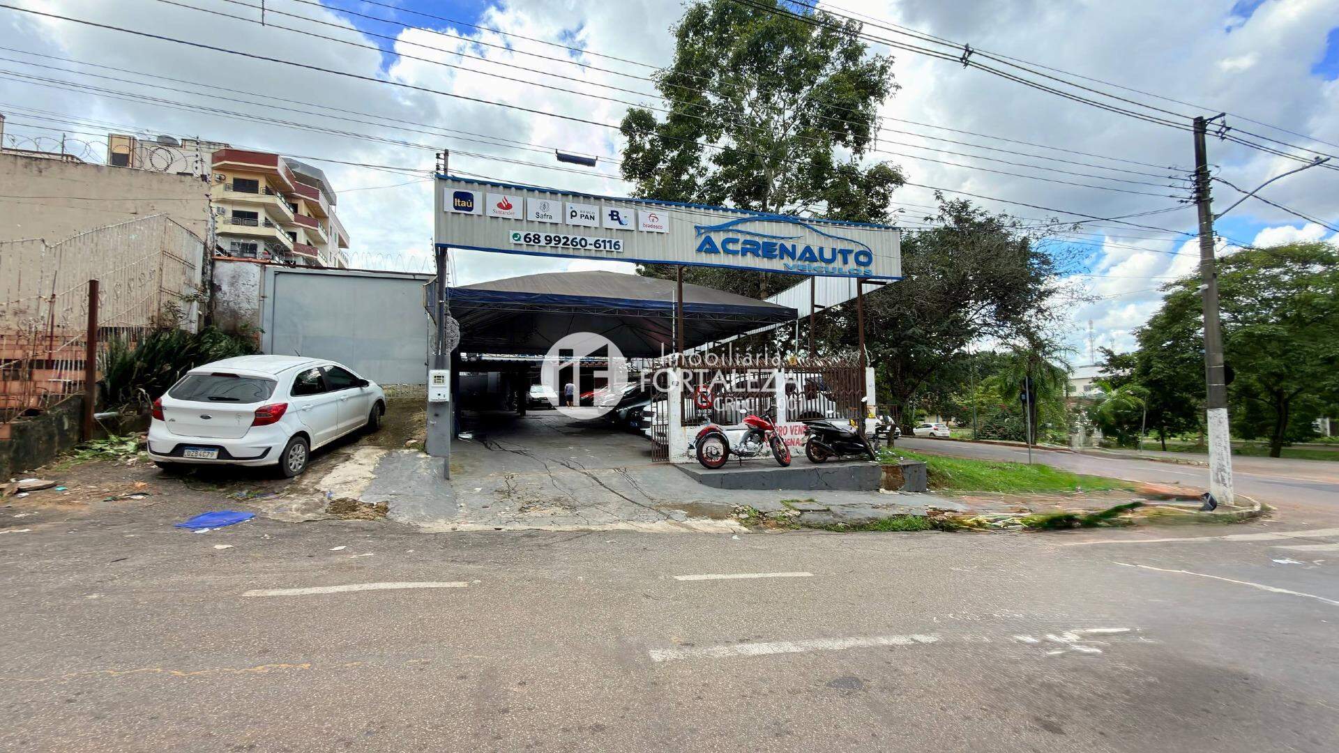 Área Comercial à venda no Bosque: 