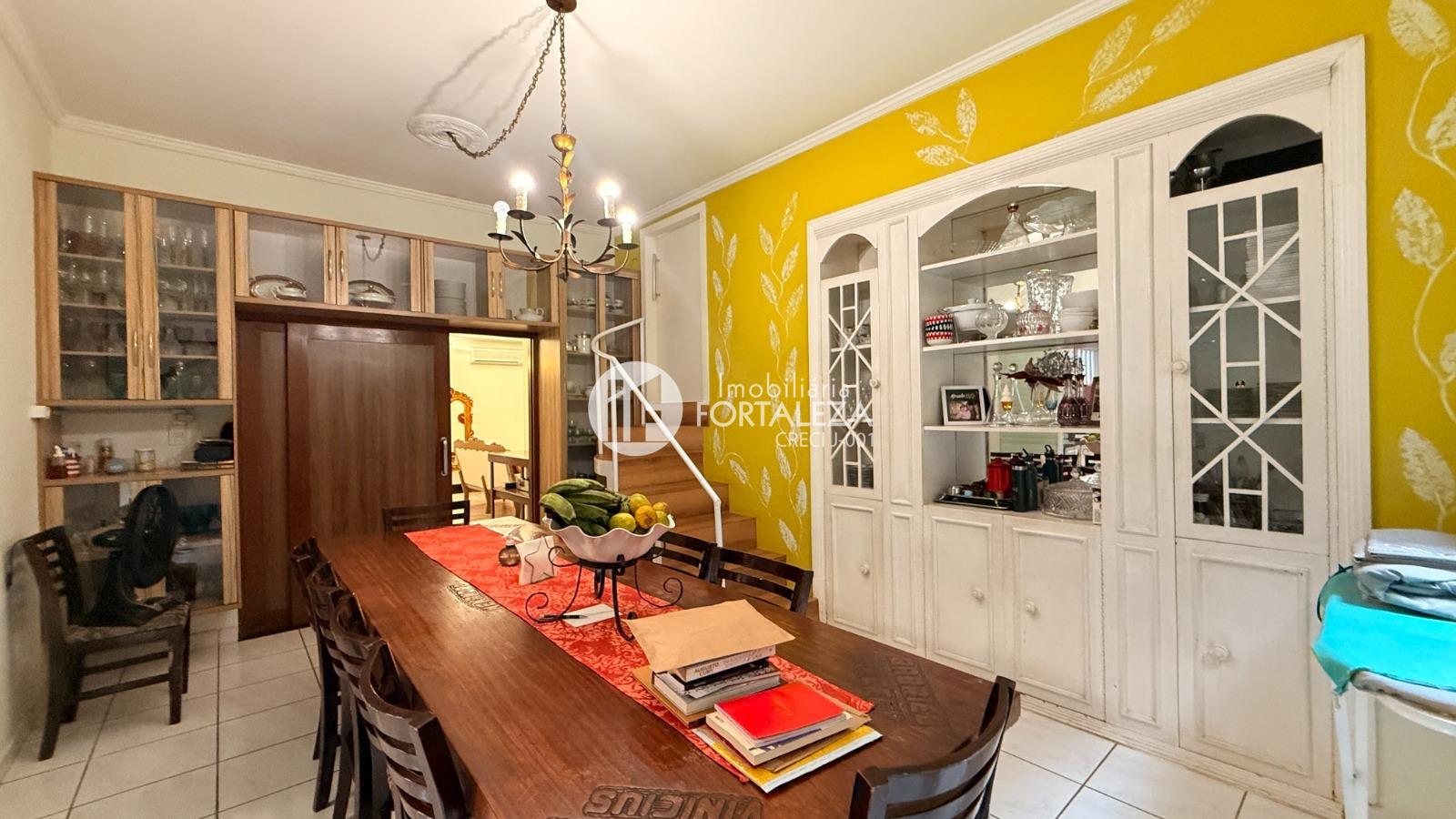 Casa Residencial à venda no 7º BEC: 