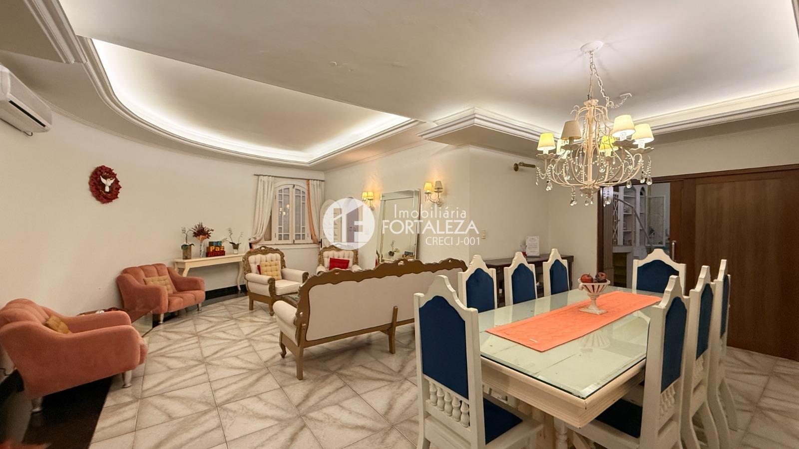 Casa Residencial à venda no 7º BEC: 