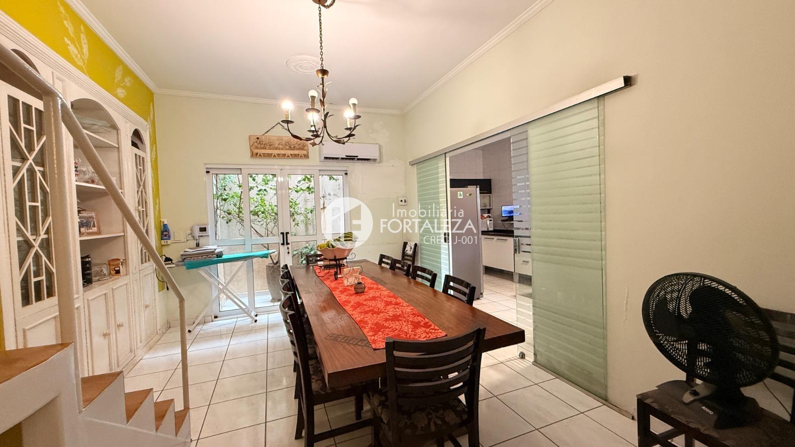 Casa Residencial à venda no 7º BEC: 