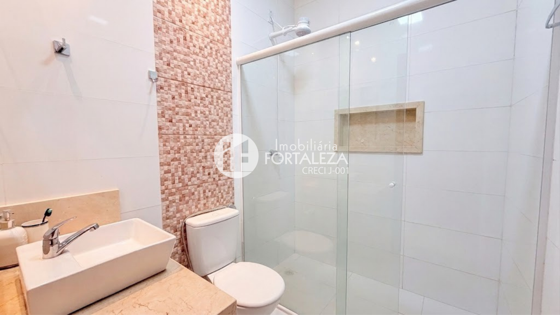 Casa para aluguel no Vila Ivonete: 
