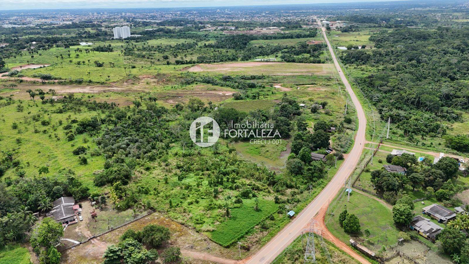 Área à venda no Estrada Transacreana: 