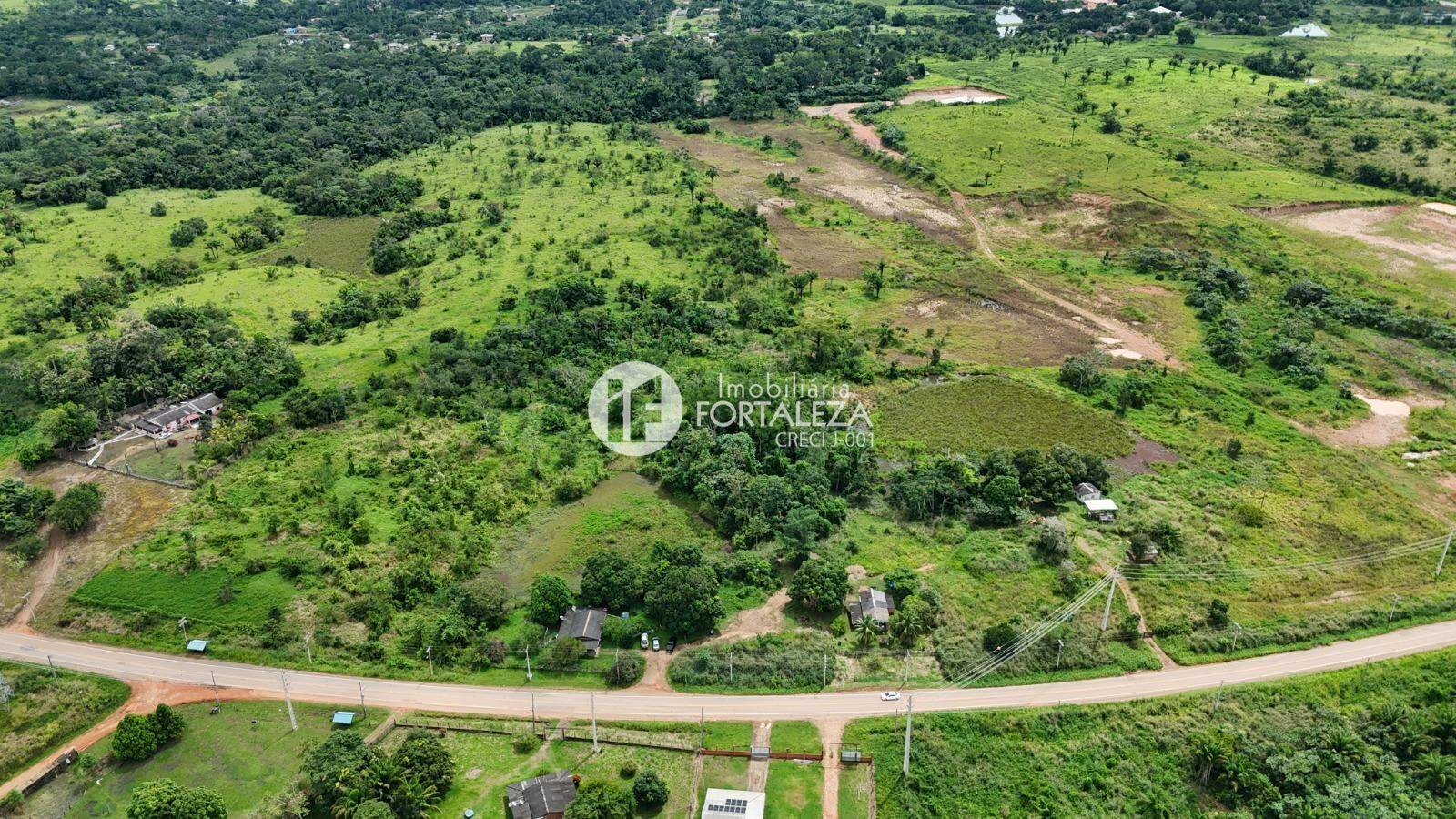 Área à venda no Estrada Transacreana: 