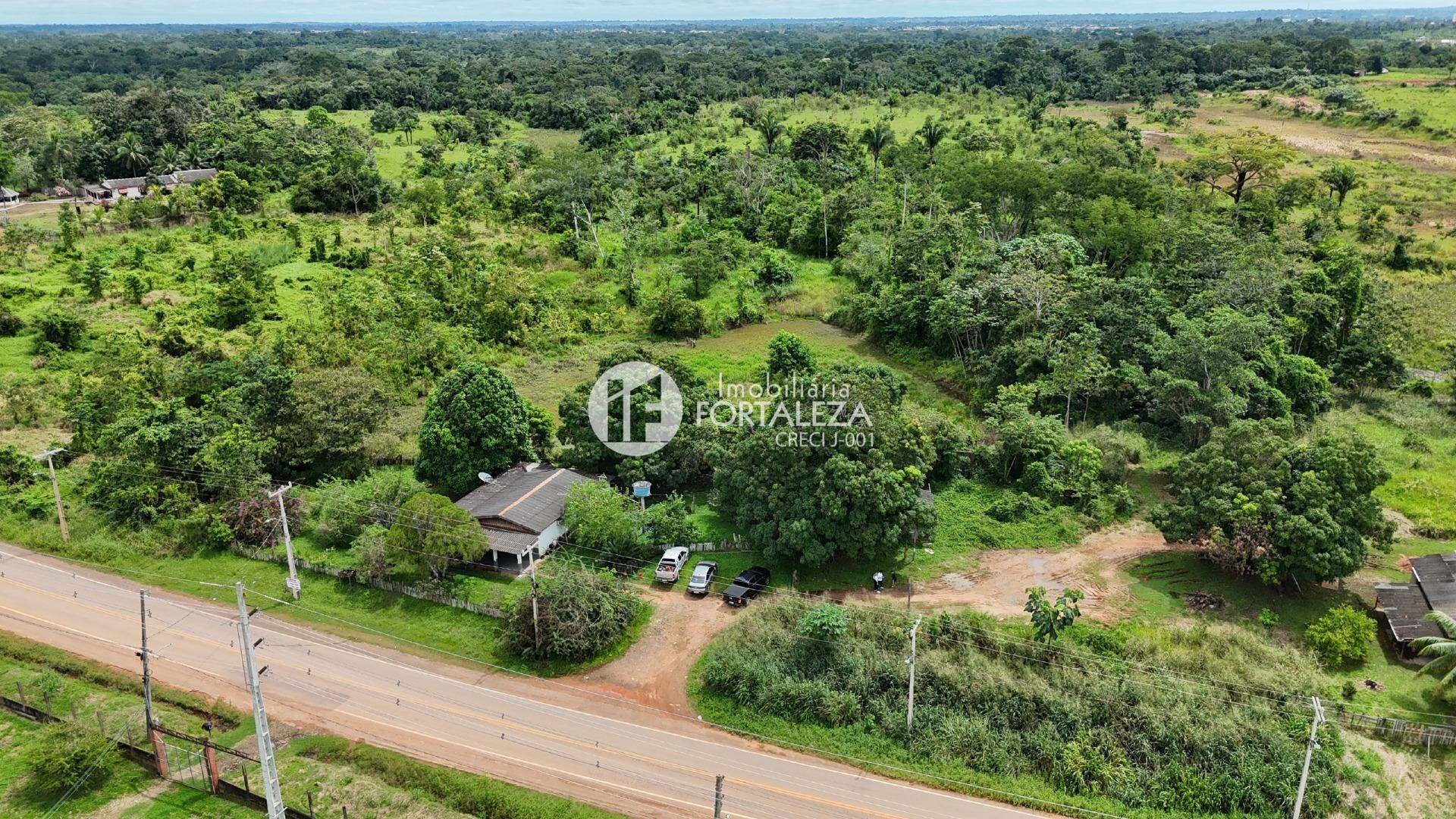 Área à venda no Estrada Transacreana: 