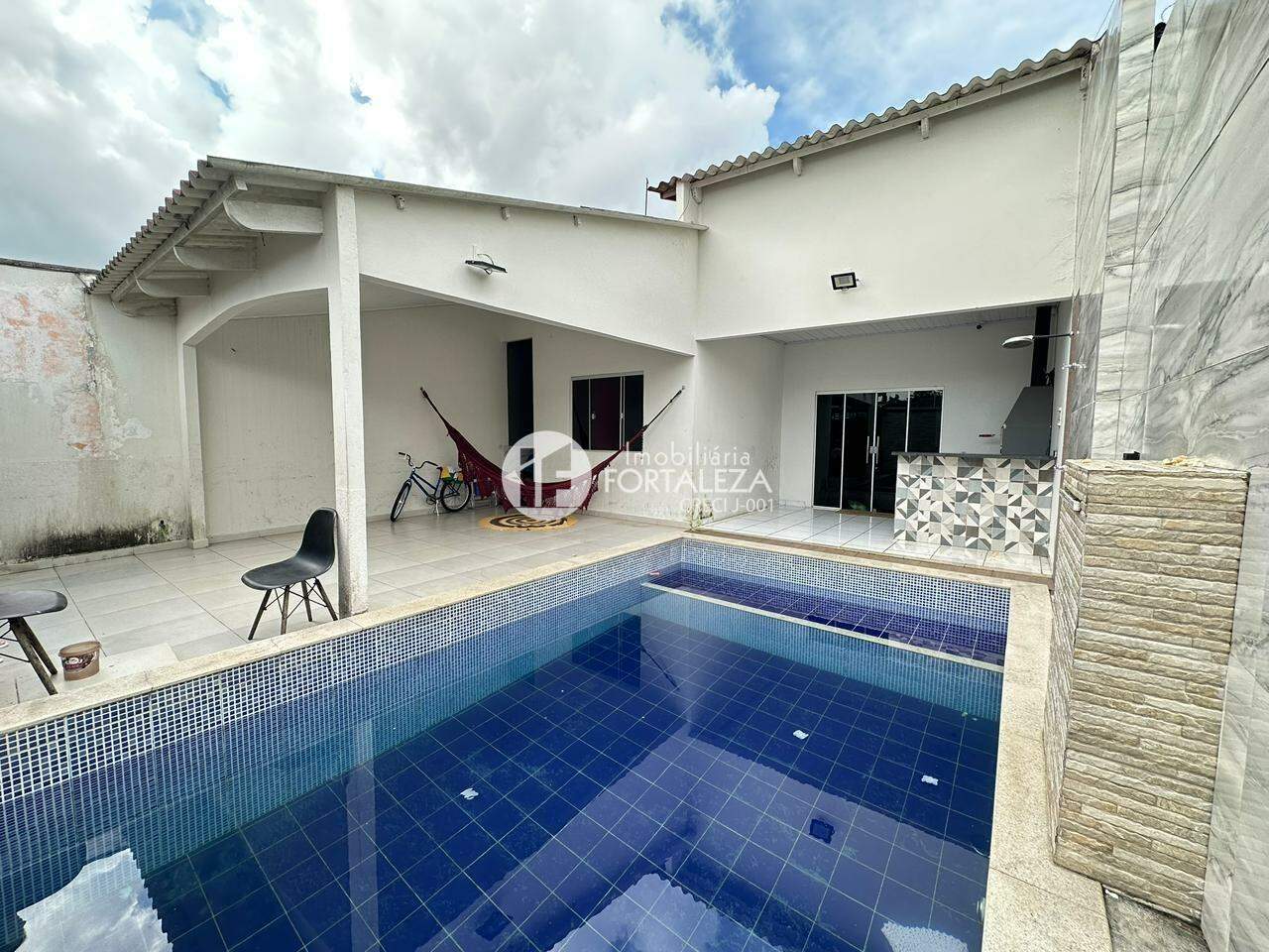 Casa Residencial à venda no Aeroporto Velho: 
