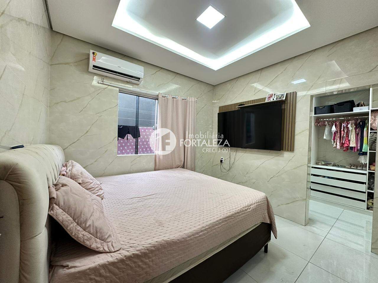 Casa Residencial à venda no Aeroporto Velho: 
