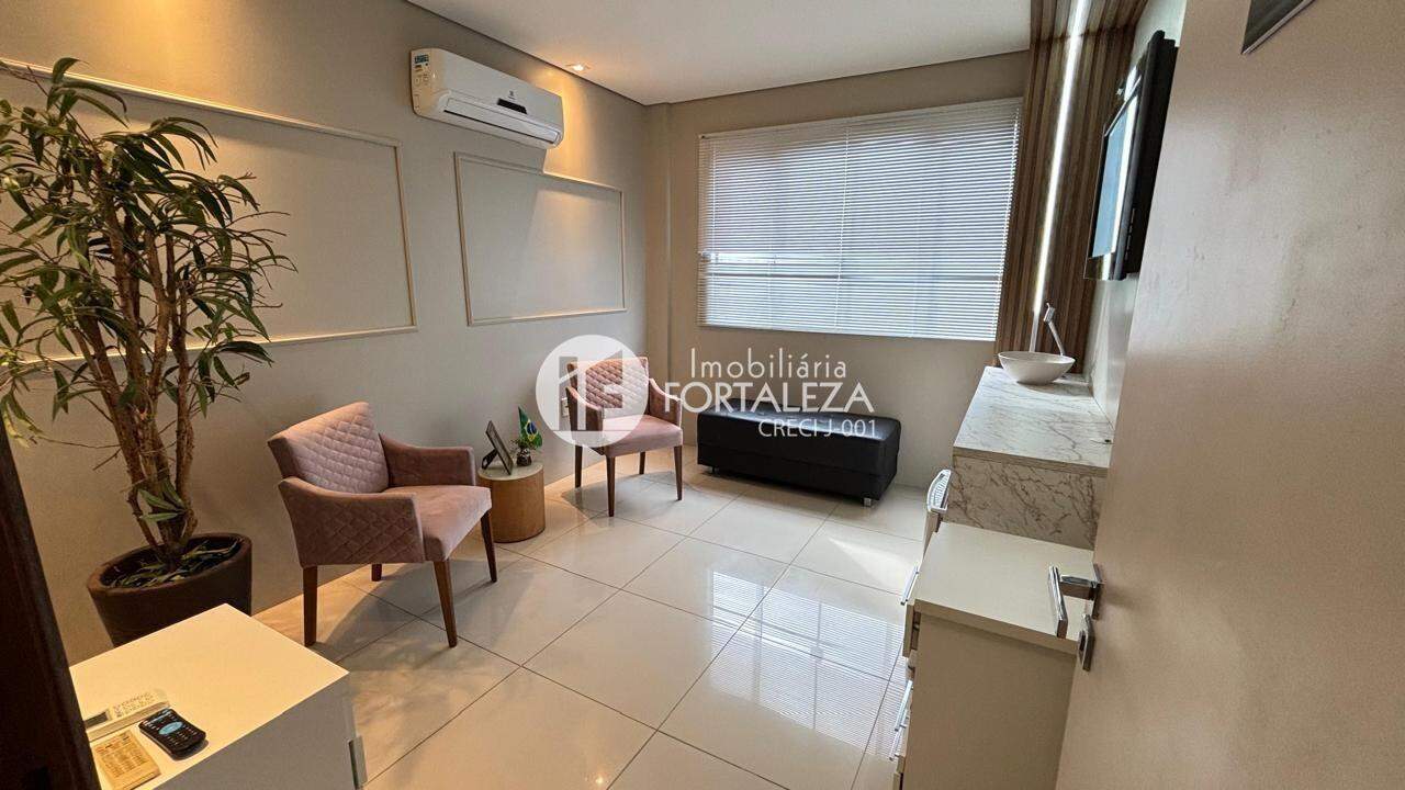 Sala para aluguel no Bosque: 