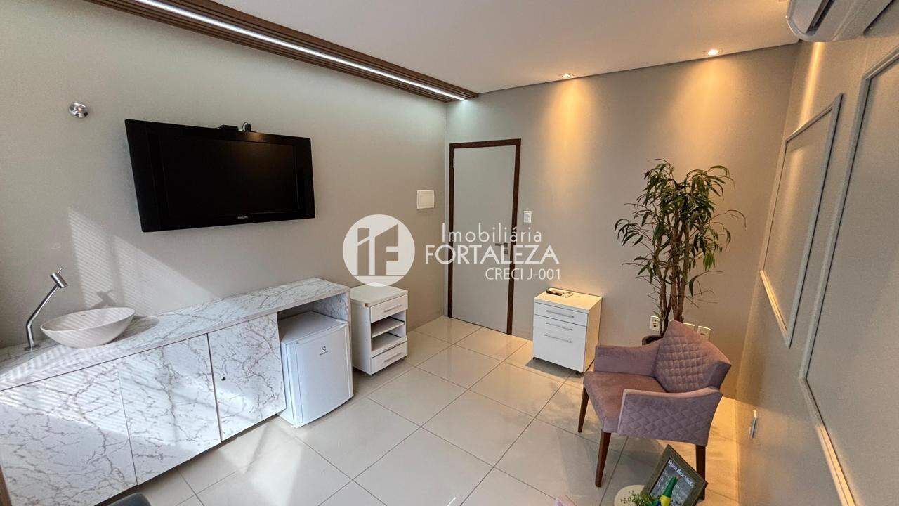 Sala para aluguel no Bosque: 