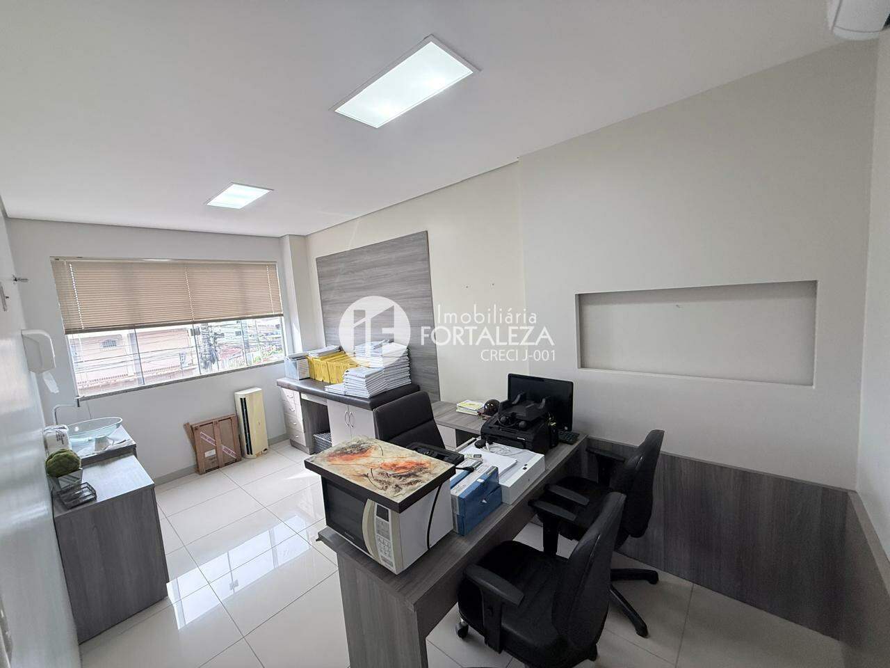 Sala para aluguel no Bosque: