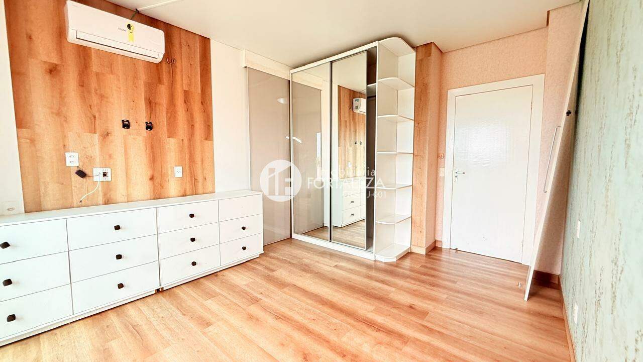 Apartamento à venda no Condominio Village: 