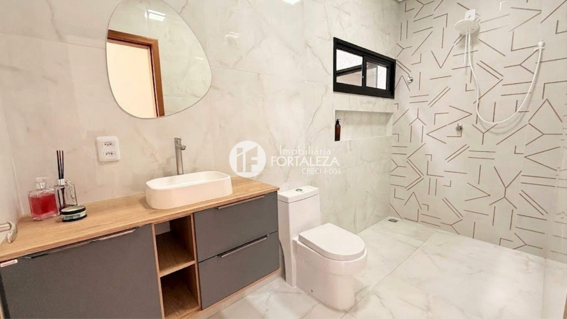 Casa Residencial à venda no Portal Ipê: 