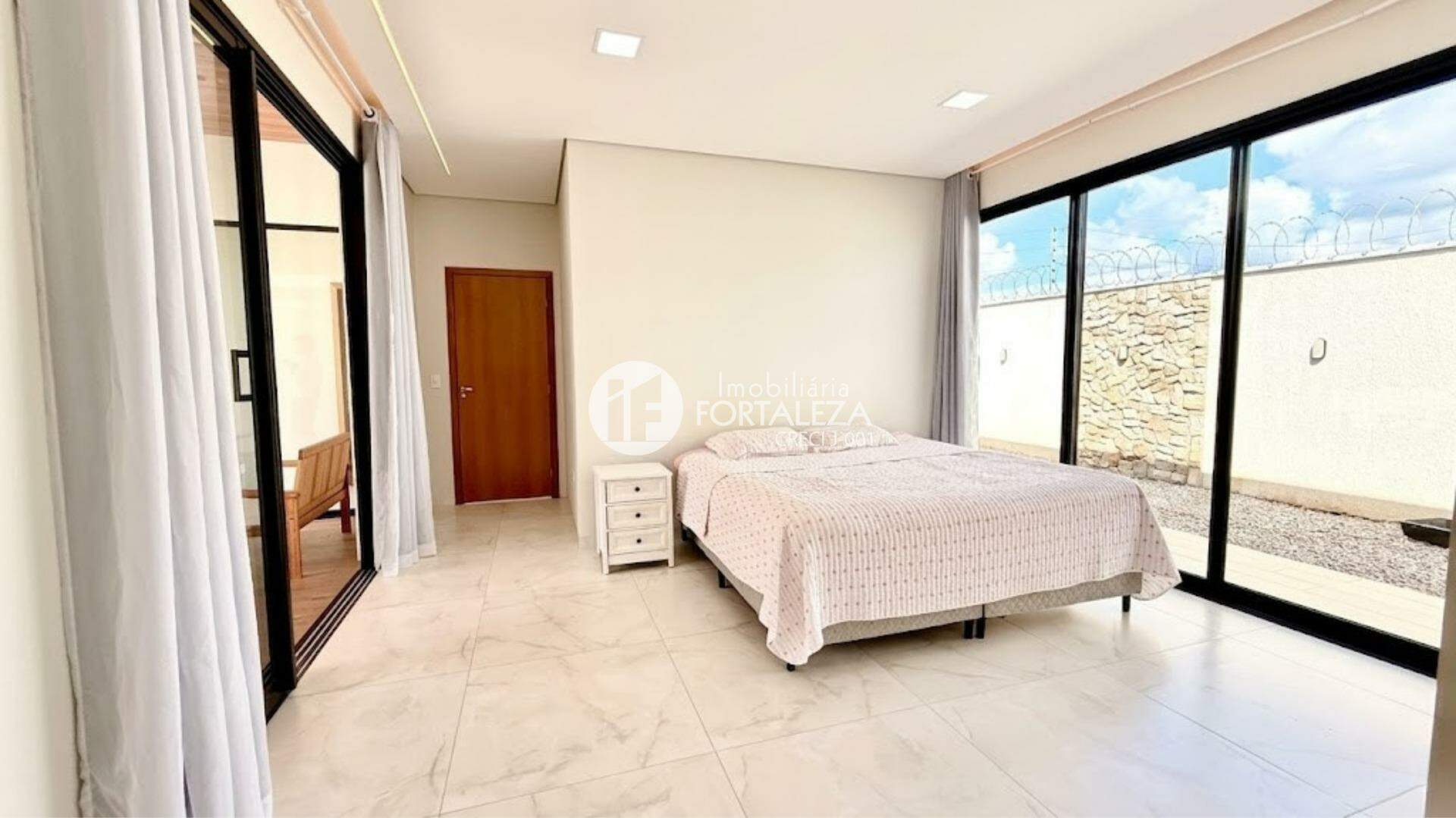 Casa Residencial à venda no Portal Ipê: 
