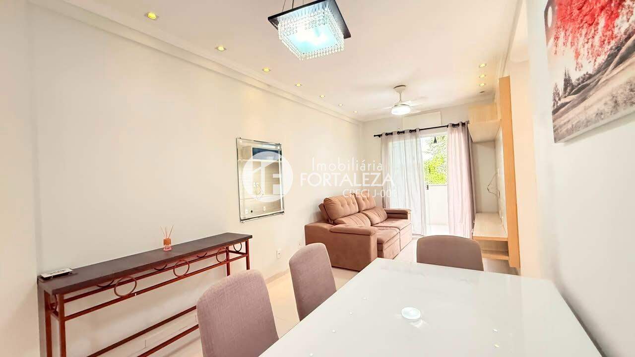 Apartamento para aluguel no Wanderley Dantas: 
