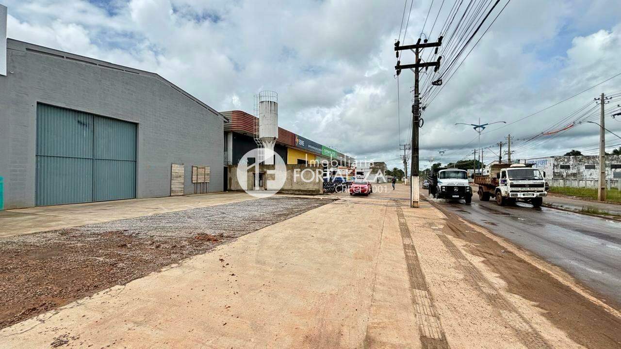 Galpão para aluguel no Loteamento Santa Helena: 