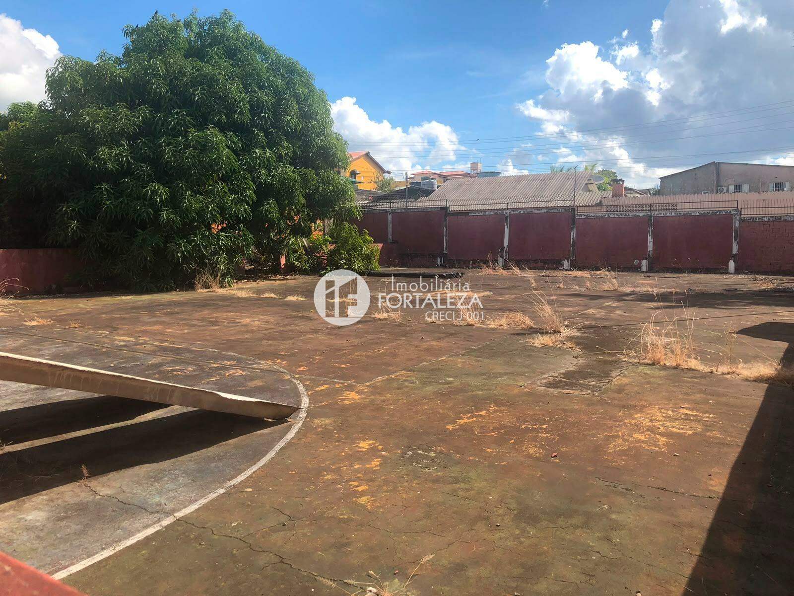 Lote à venda no Abraão Alab: 