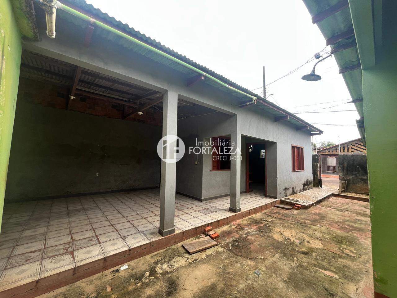 Casa Residencial à venda no Tropical: 