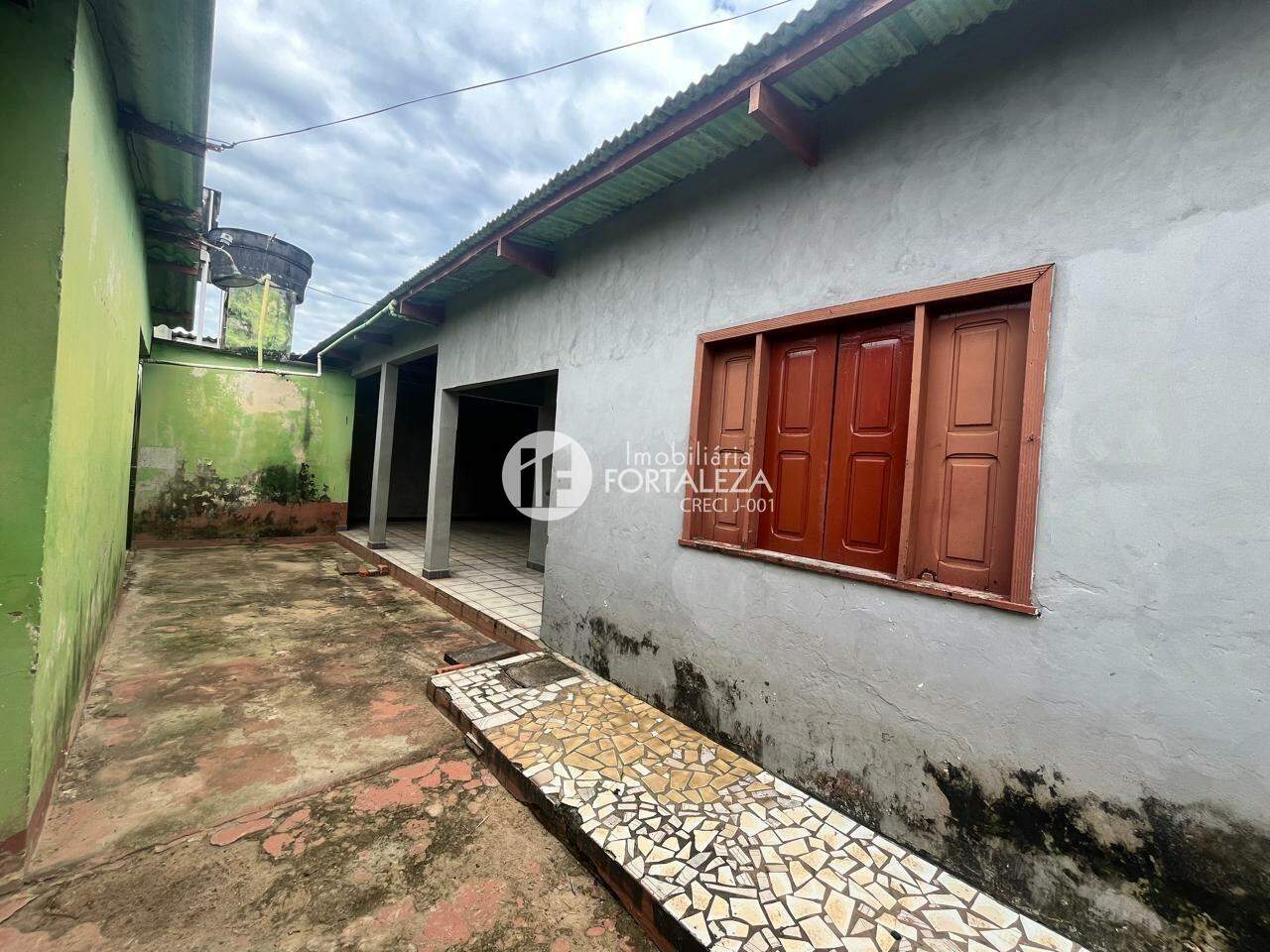 Casa Residencial à venda no Tropical: 