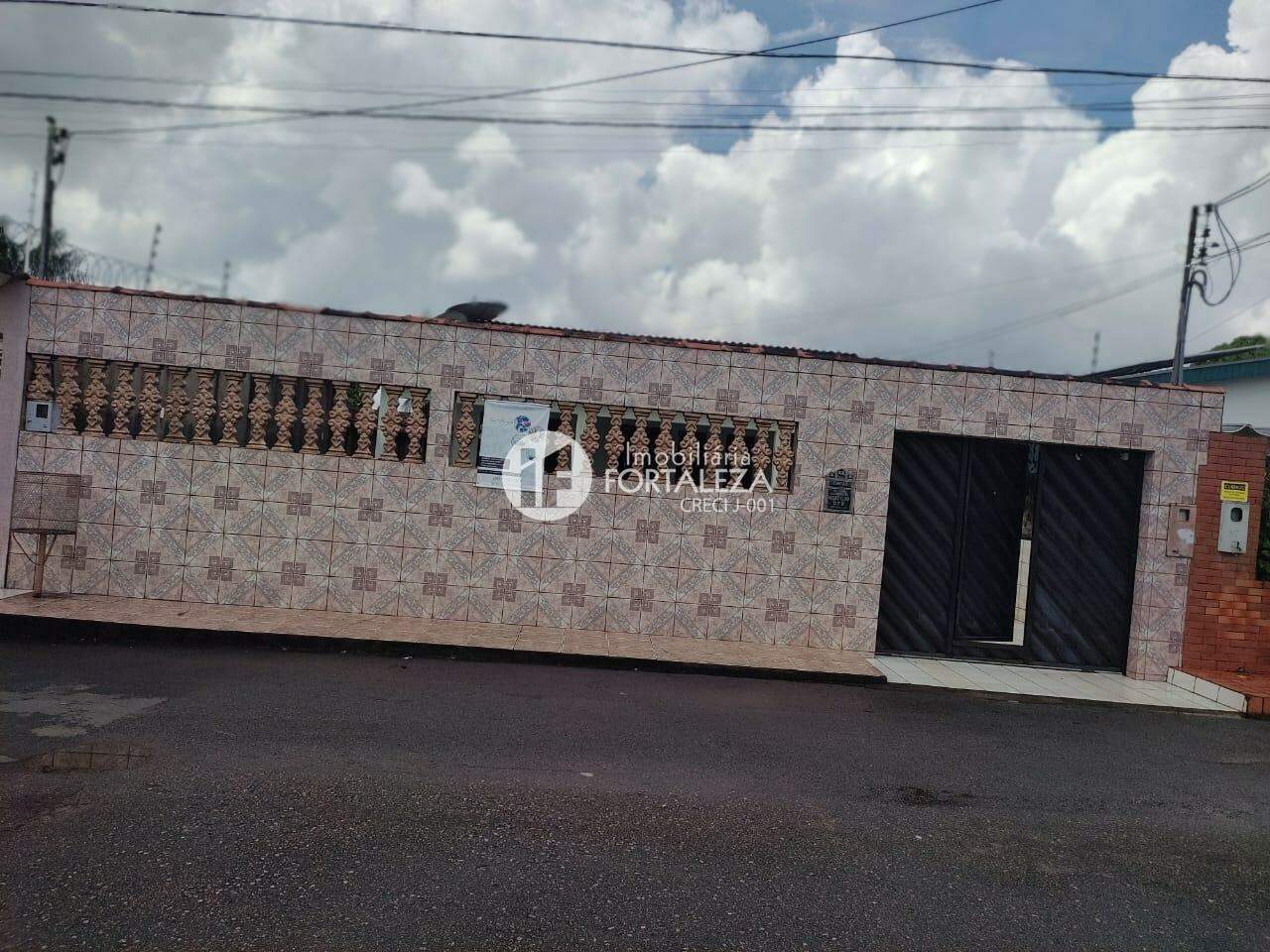 Casa Residencial à venda no Conjunto Tucumã: 