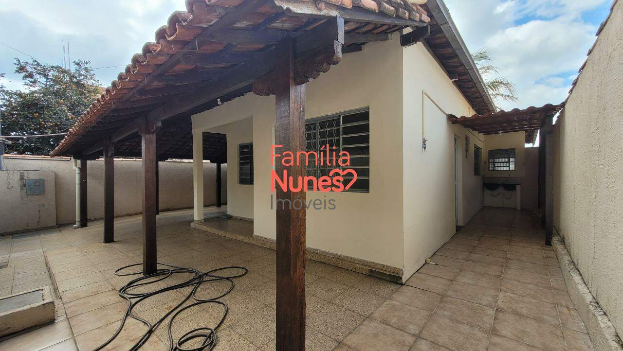 casa para aluguel no Canadá: casa para alugar, Canadá - Contagem/MG