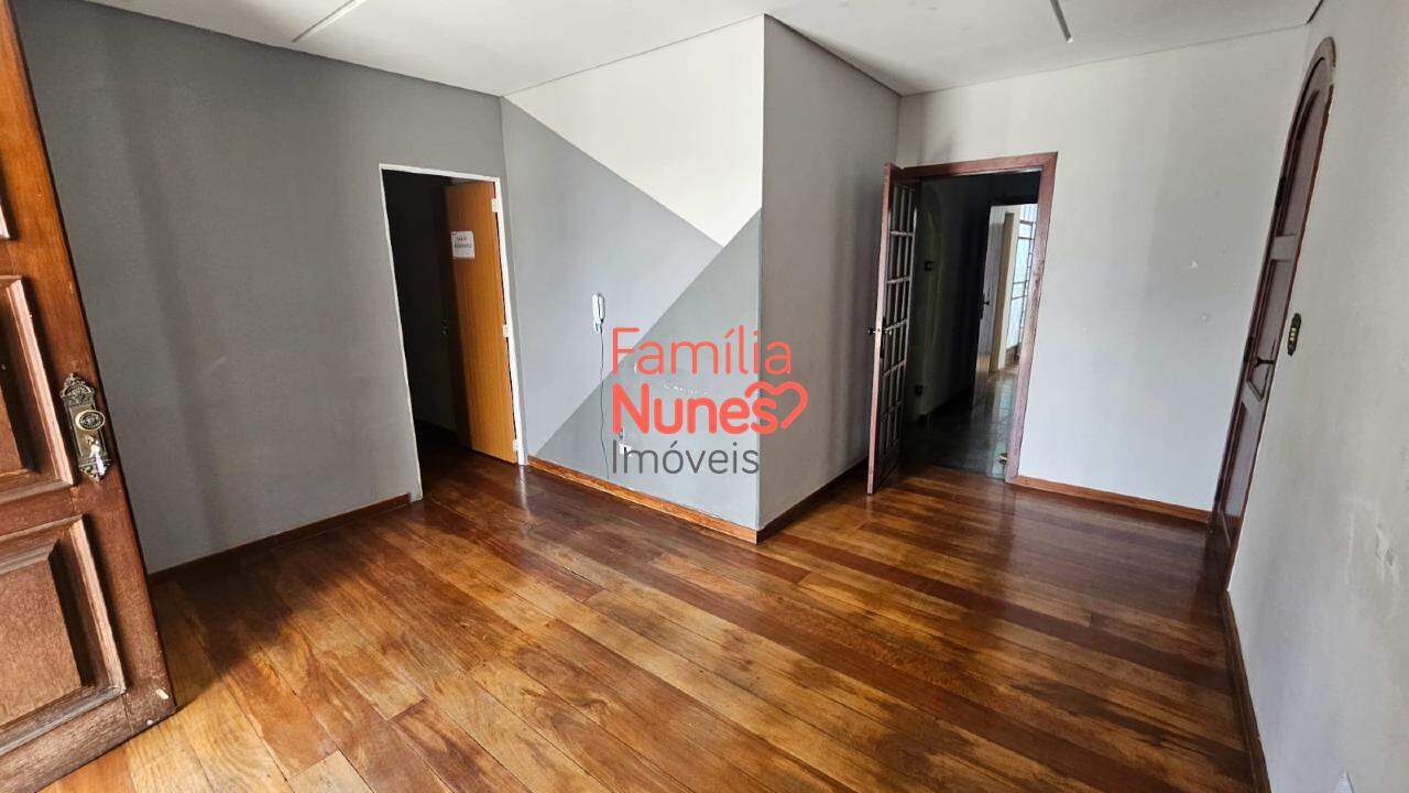 casa à venda no Centro: SALA 1° PVT